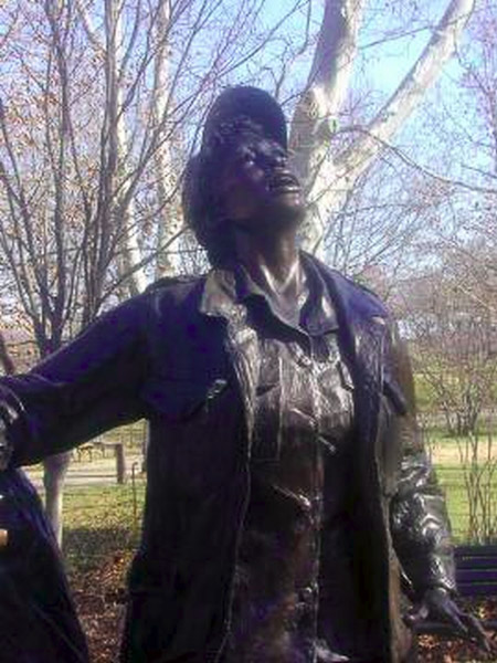 Vietnam War Women&apos;s memorial