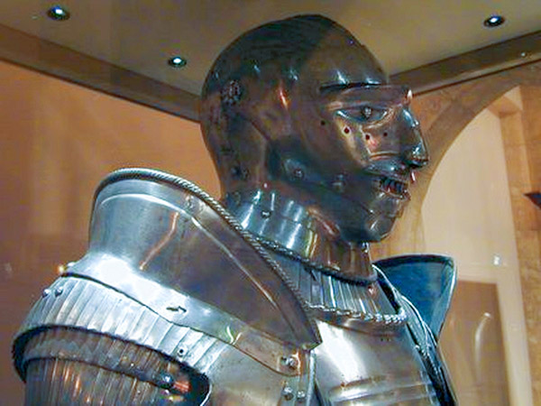 Higgins Armory Museum