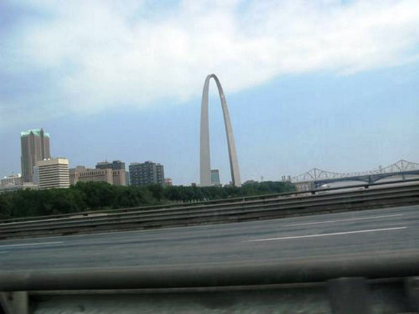 The Gatewy Arch from the freeway