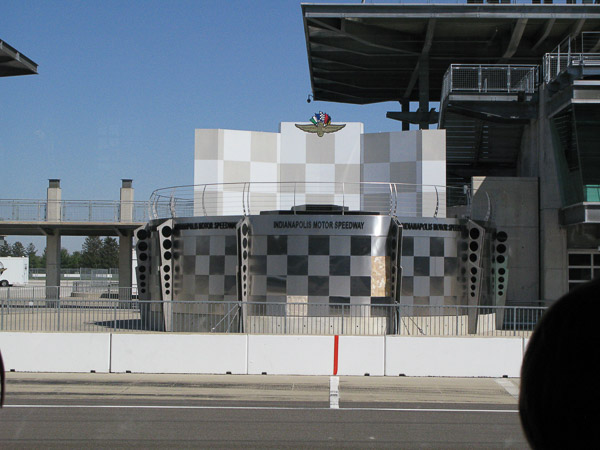 Indianapolis Motor Speedway, bus tour of the track