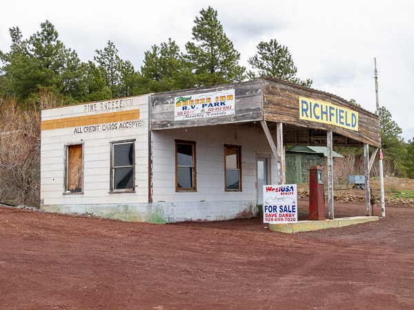 Ritchfield Gas Station in Bellmont, AZ