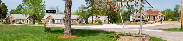 Wagon Wheel Motel in Cuba, MO