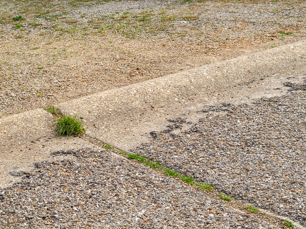Route 66 road bed with curbs in Missouri