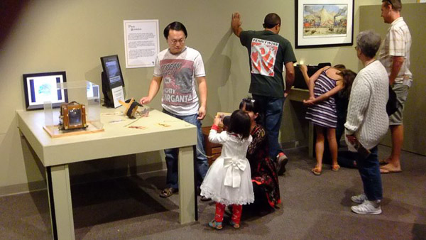 California State Railroad Museum, visitors using the Holmes viewer