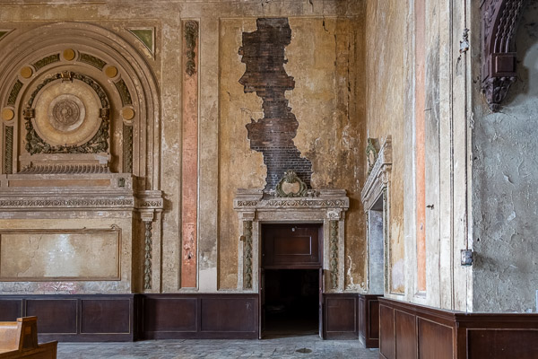 16th Street Train Station, main lobby