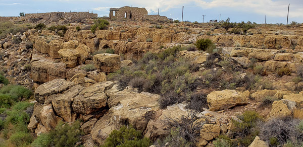 Two Guns roadside attraction along Route 66