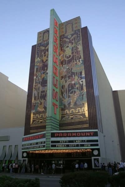 Paramount Theater showing 20,000 leagues under the sea