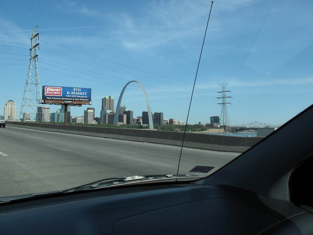 Driving Route 66, back in St Louis and the Arch