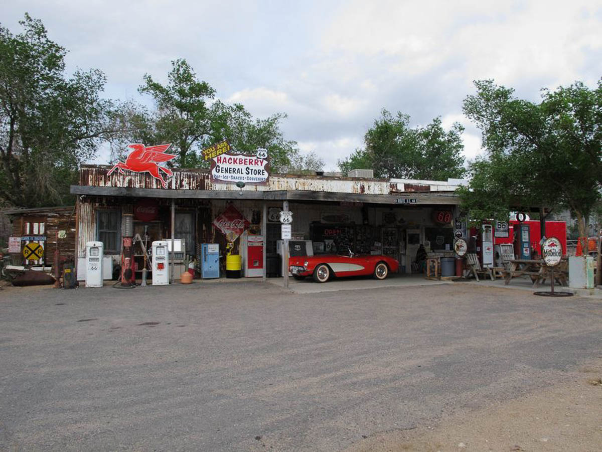 Driving Route 66, Hacberry General store