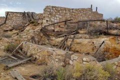 Two guns ghost town along route 66 in Arizona